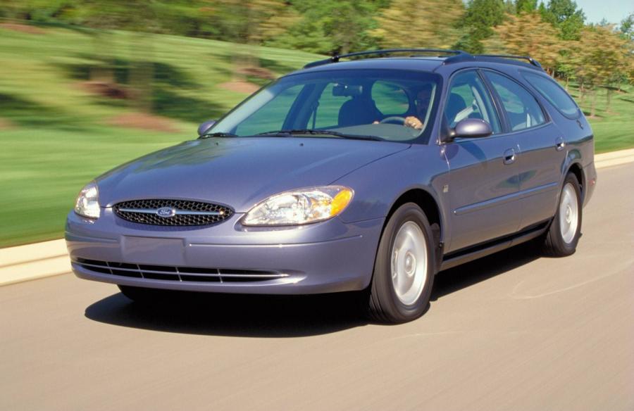  Ford Taurus Wagon 2000 года  (фото 10 из 38)